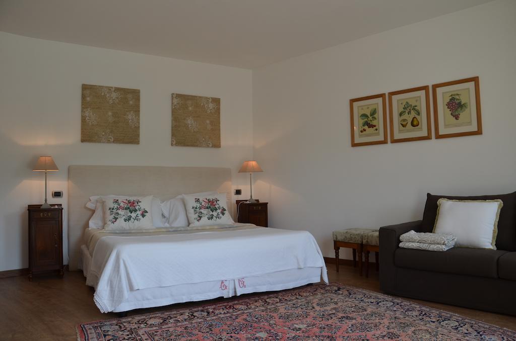 Cascina Castagneto Ξενοδοχείο CastellʼAlfero Δωμάτιο φωτογραφία